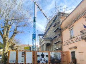 illustration travaux du temple d'Anduze - grande grue